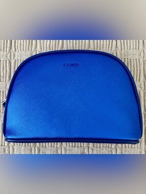 LA MER *Limited Edition* Royal Blue Cosmetic Case